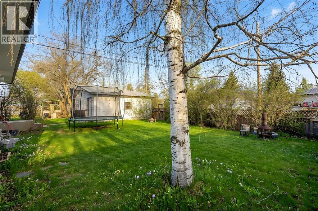 1424 109 Avenue SW, Calgary, Alberta  T2W 0C7 - Photo 35 - A2301663