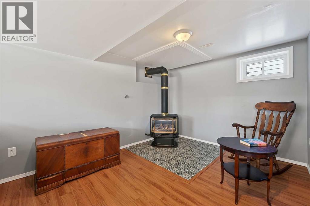 1424 109 Avenue SW, Calgary, Alberta  T2W 0C7 - Photo 24 - A2301663