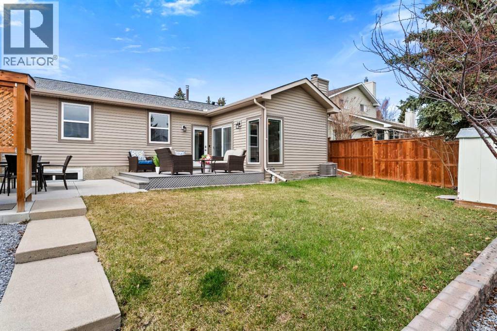 36 Woodfern Rise SW, Calgary, Alberta  T2W 4S2 - Photo 33 - A2305683