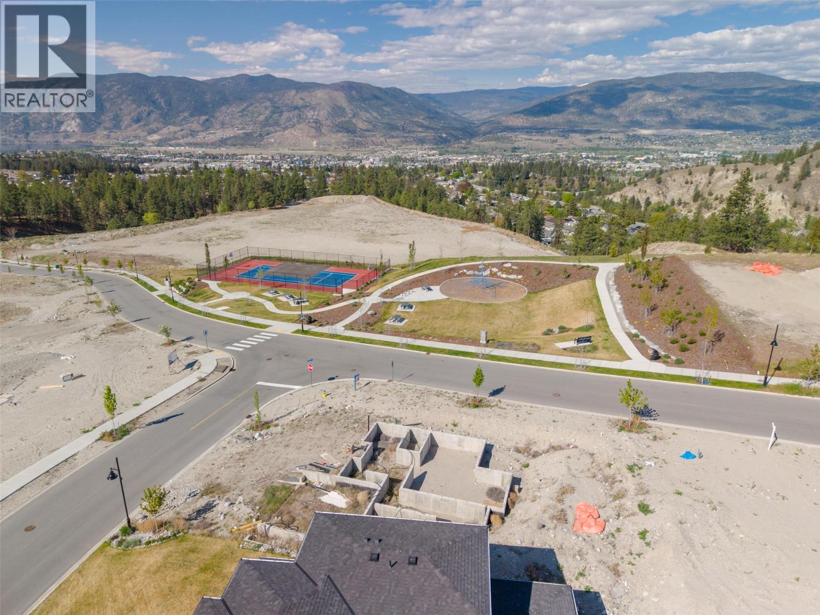 1129 Antler Drive, Penticton, British Columbia  V2A 0J8 - Photo 3 - 10385744