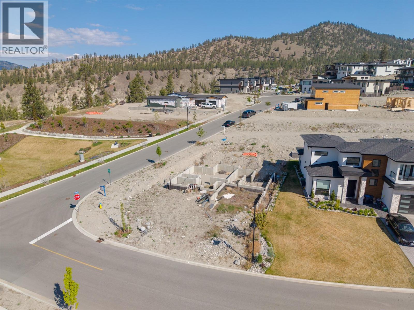 1129 Antler Drive, Penticton, British Columbia  V2A 0J8 - Photo 6 - 10385744