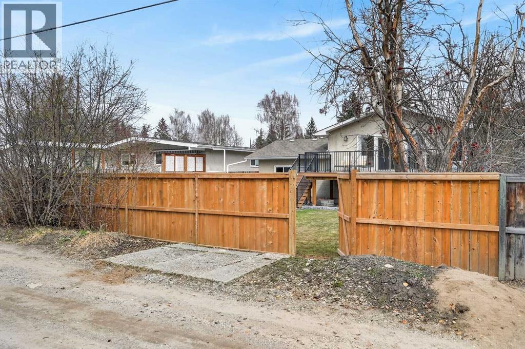 3516 Lakeside Crescent SW, Calgary, Alberta  T3E 6A6 - Photo 47 - A2306432