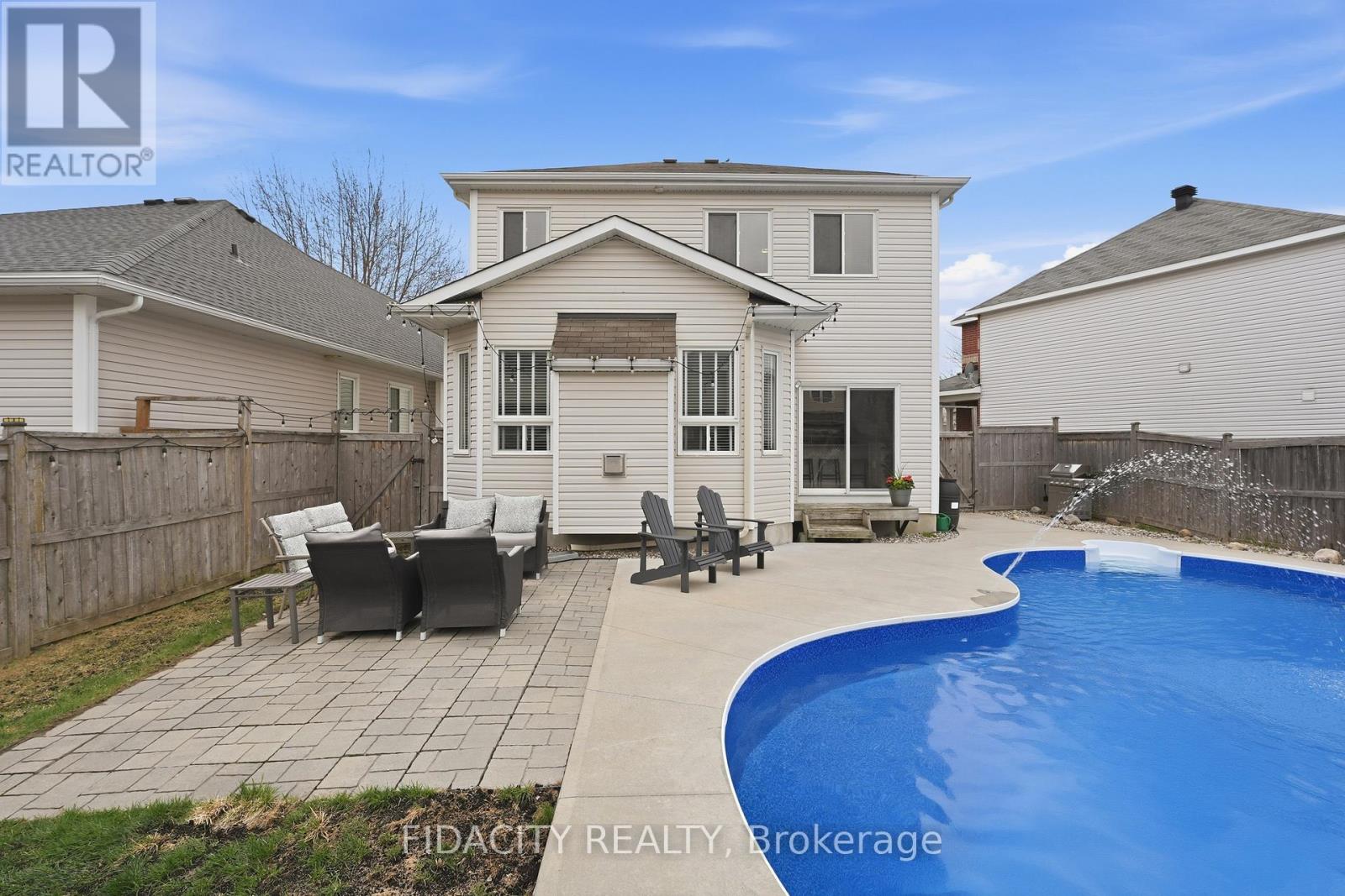 78 Black Bear Way, Ottawa, Ontario  K2S 2G7 - Photo 3 - X13071932