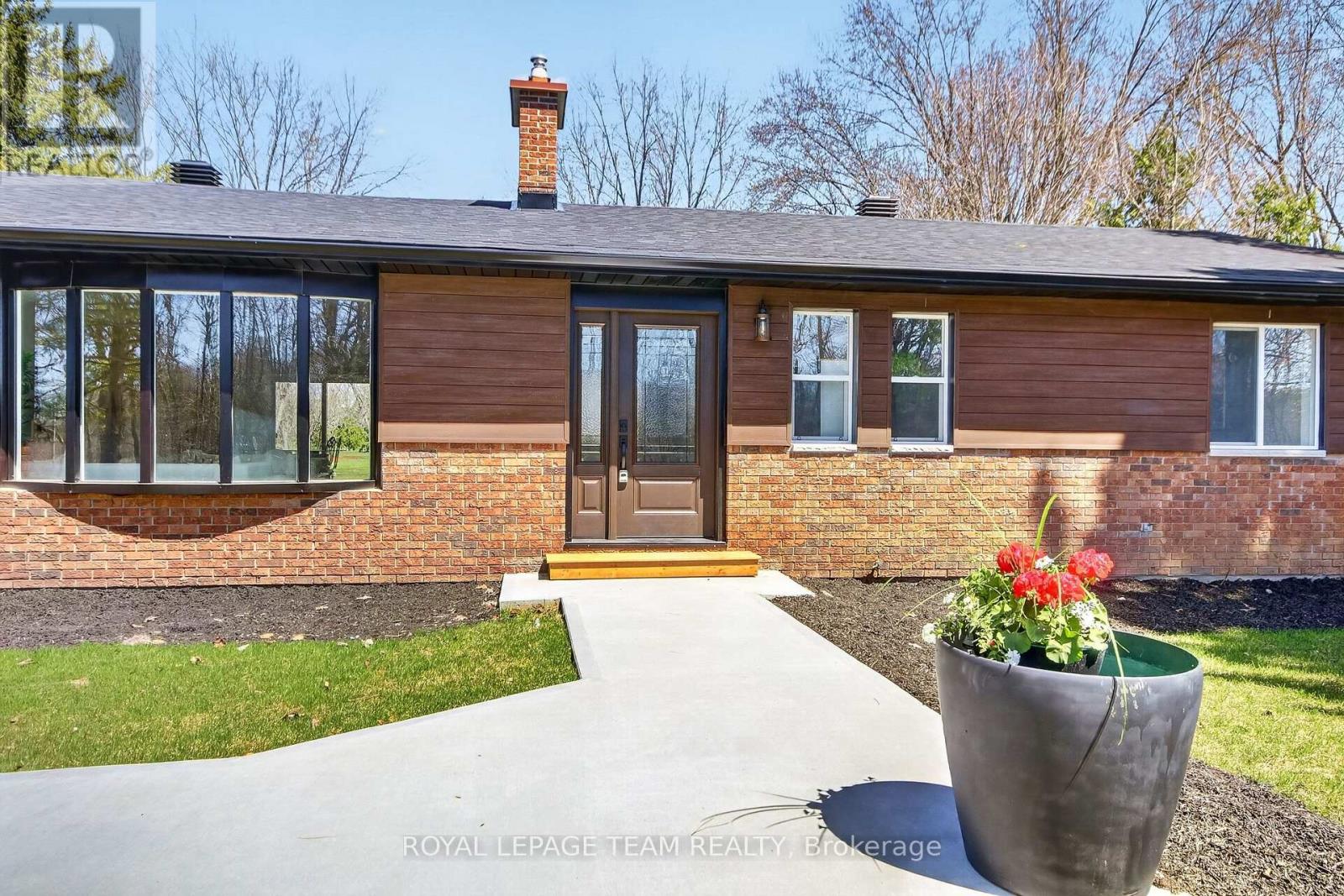 6636 Marina Drive, Ottawa, Ontario  K4M 1B3 - Photo 3 - X13071958