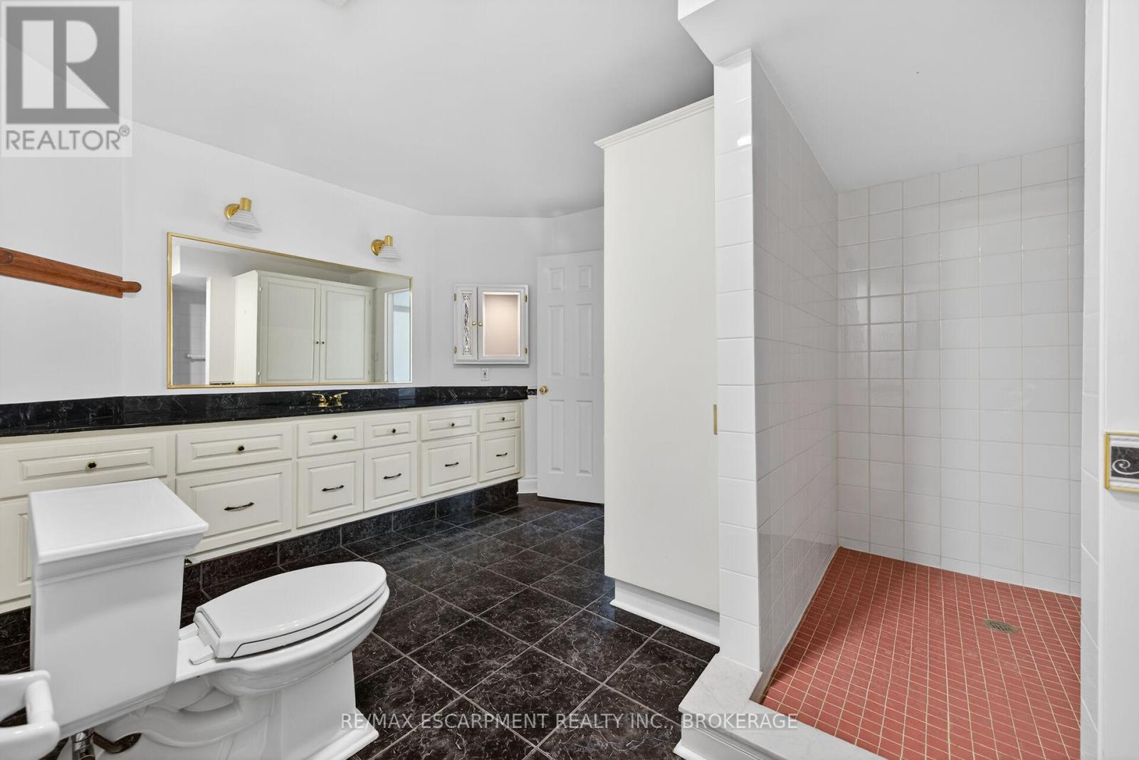 5114 Mount Nemo Crescent, Burlington, Ontario  L7M 0T6 - Photo 29 - W13063060