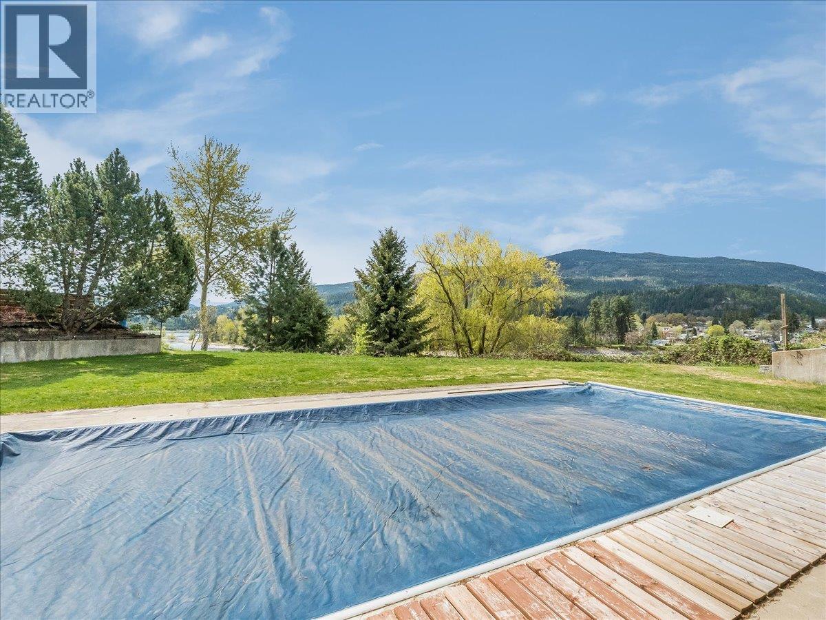 1968 Brilliant Road, Castlegar, British Columbia  V1N 4M2 - Photo 59 - 10385649