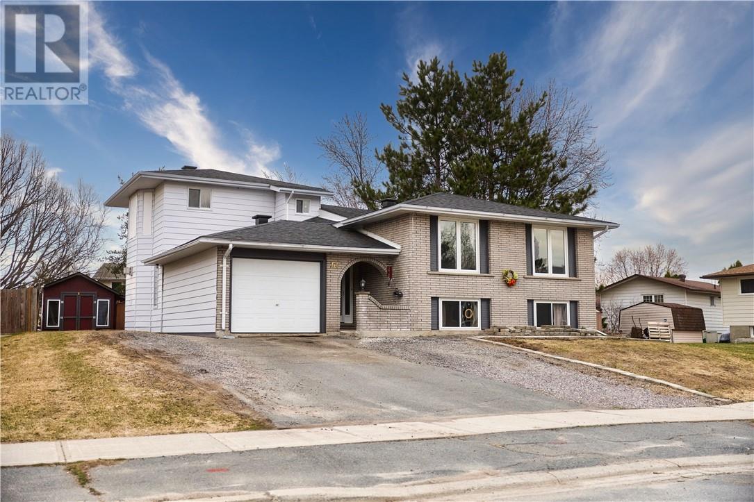 61 Third Avenue, Lively, Ontario  P3Y 1M2 - Photo 1 - 2127430