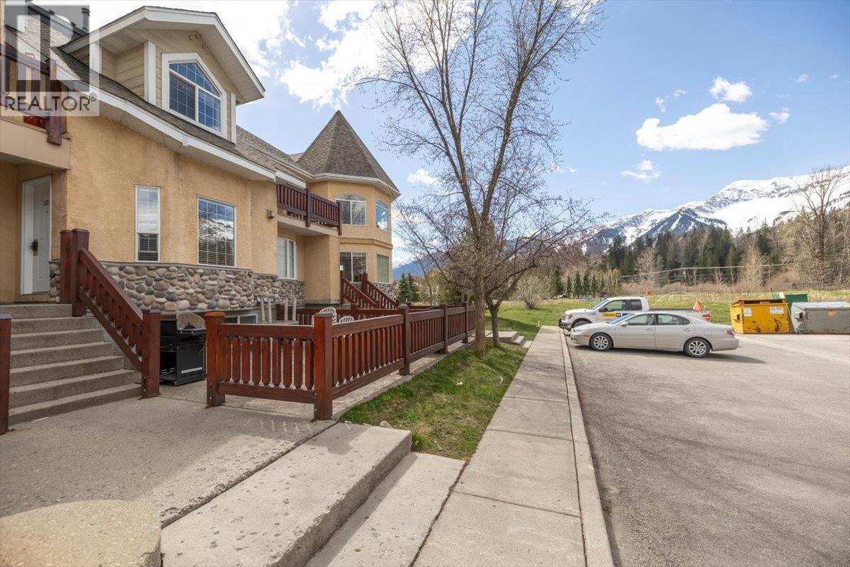 1300 Riverside Way Unit# 1304, Fernie, British Columbia  V0B 1M7 - Photo 8 - 10385441