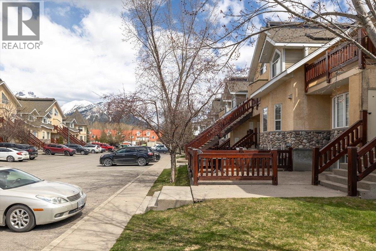 1300 Riverside Way Unit# 1304, Fernie, British Columbia  V0B 1M7 - Photo 5 - 10385441