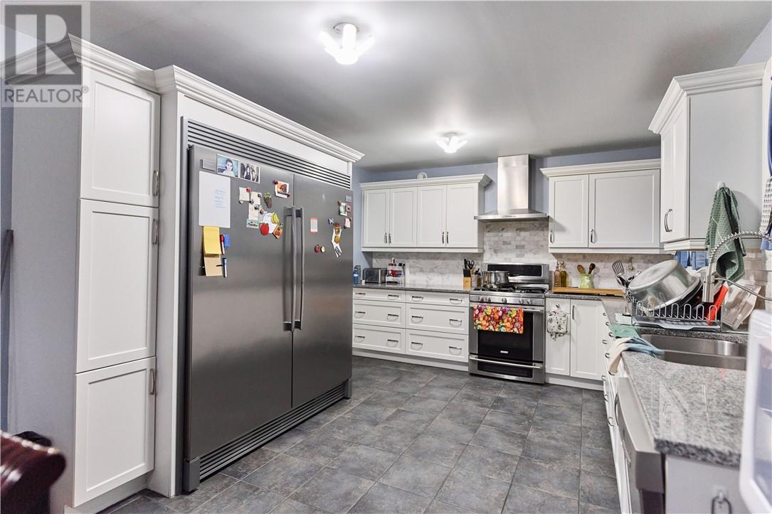 61 Third Avenue, Lively, Ontario  P3Y 1M2 - Photo 5 - 2127430