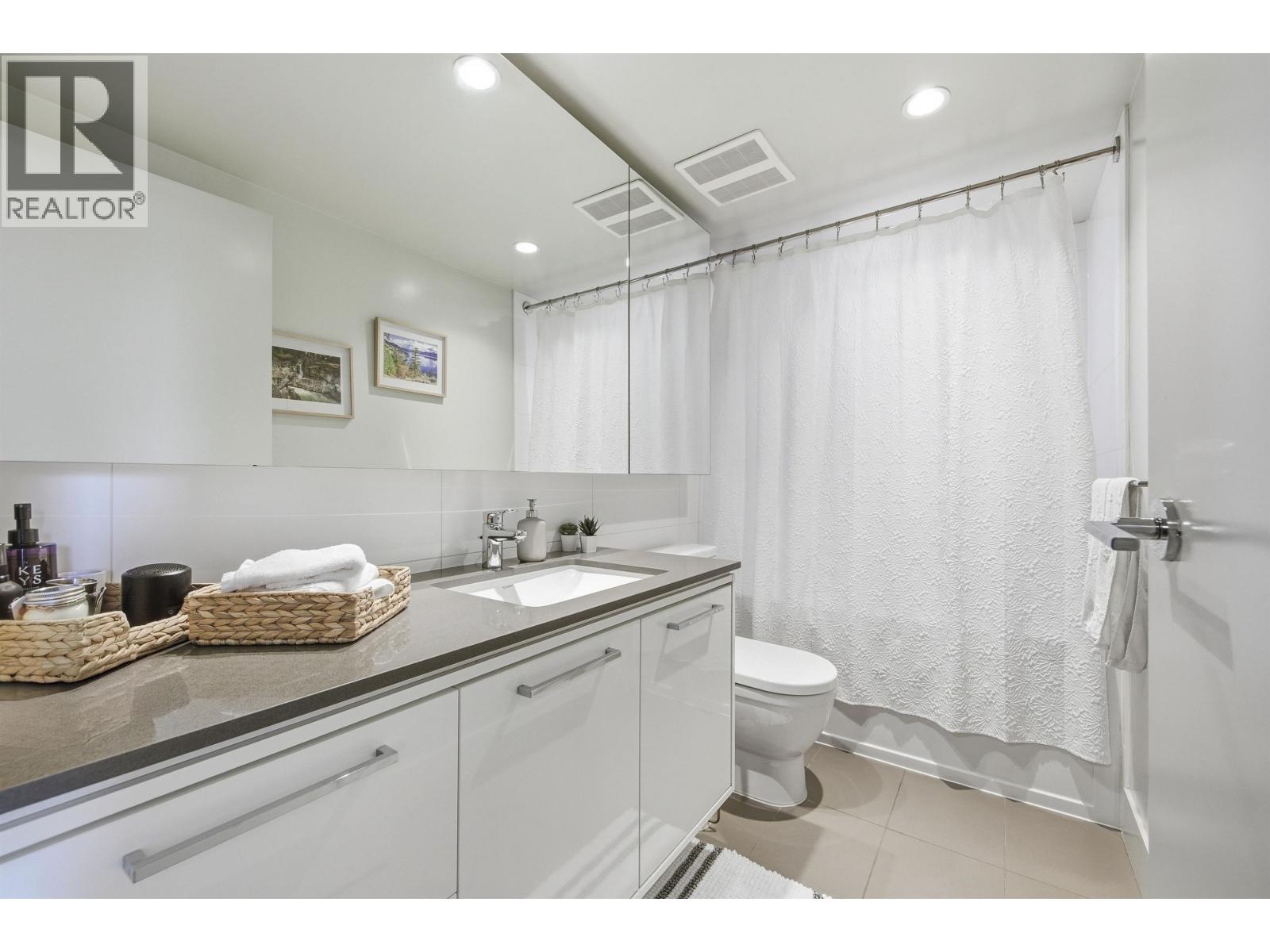 501 680 Seylynn Crescent, North Vancouver, British Columbia  V7J 0B5 - Photo 12 - R3118378