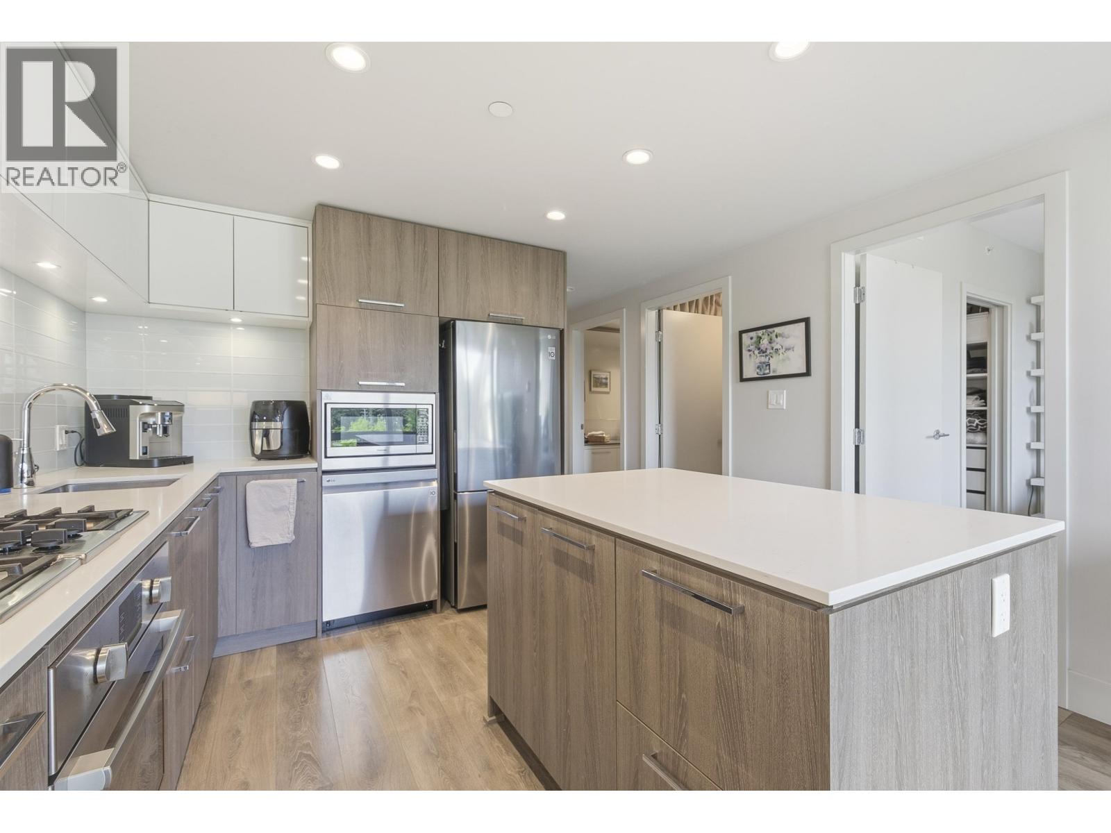 501 680 Seylynn Crescent, North Vancouver, British Columbia  V7J 0B5 - Photo 6 - R3118378
