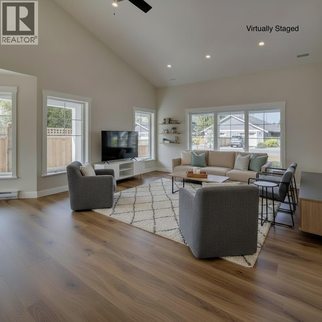 808 Gerussi Lane, Gibsons, British Columbia  V0N 1V7 - Photo 7 - R3118387