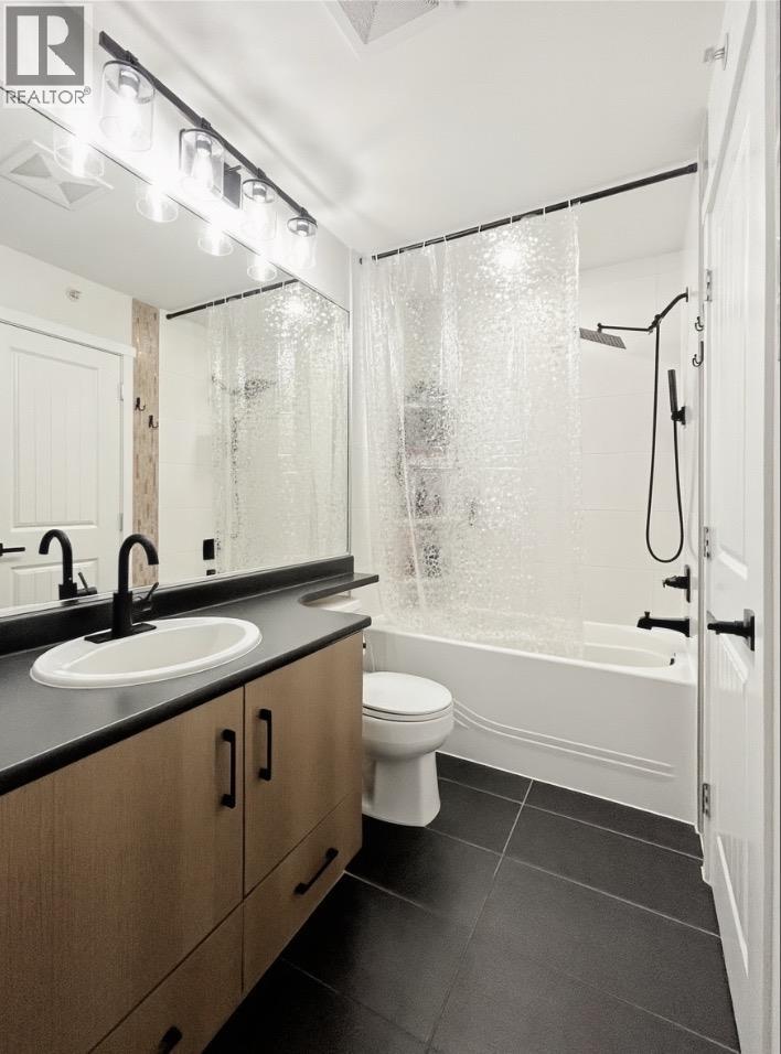 303 22290 North Avenue, Maple Ridge, British Columbia  V2X 8Z8 - Photo 9 - R3118400