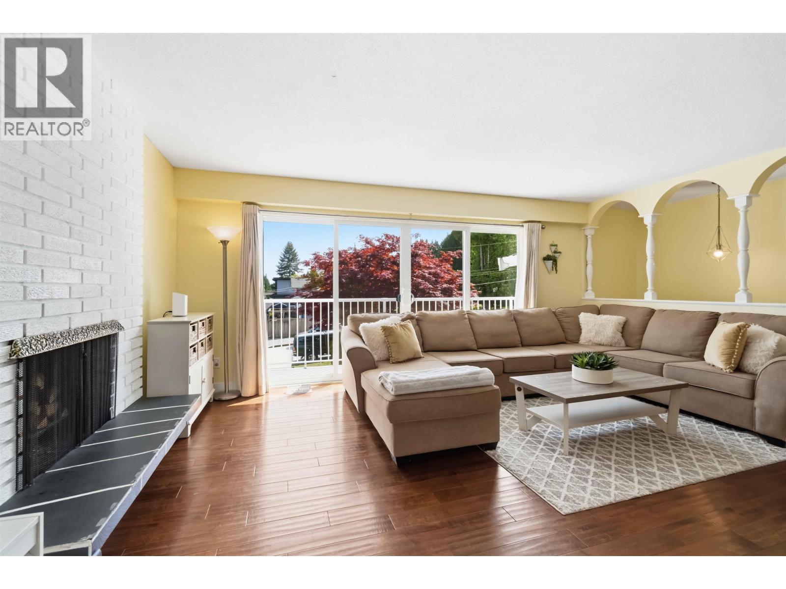 1861 Chalmers Avenue, Port Coquitlam, British Columbia  V3B 2T3 - Photo 4 - R3118393