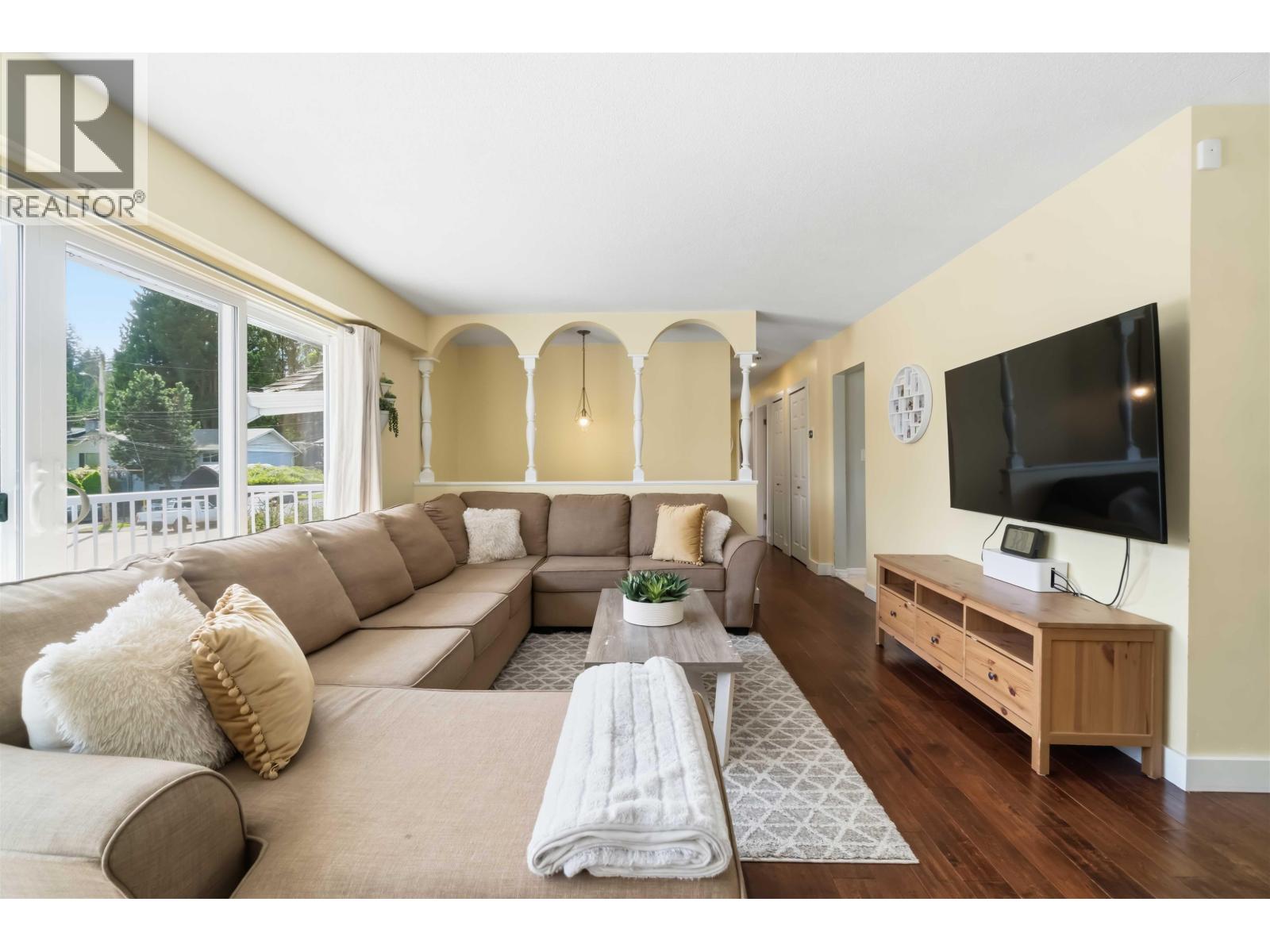 1861 Chalmers Avenue, Port Coquitlam, British Columbia  V3B 2T3 - Photo 5 - R3118393