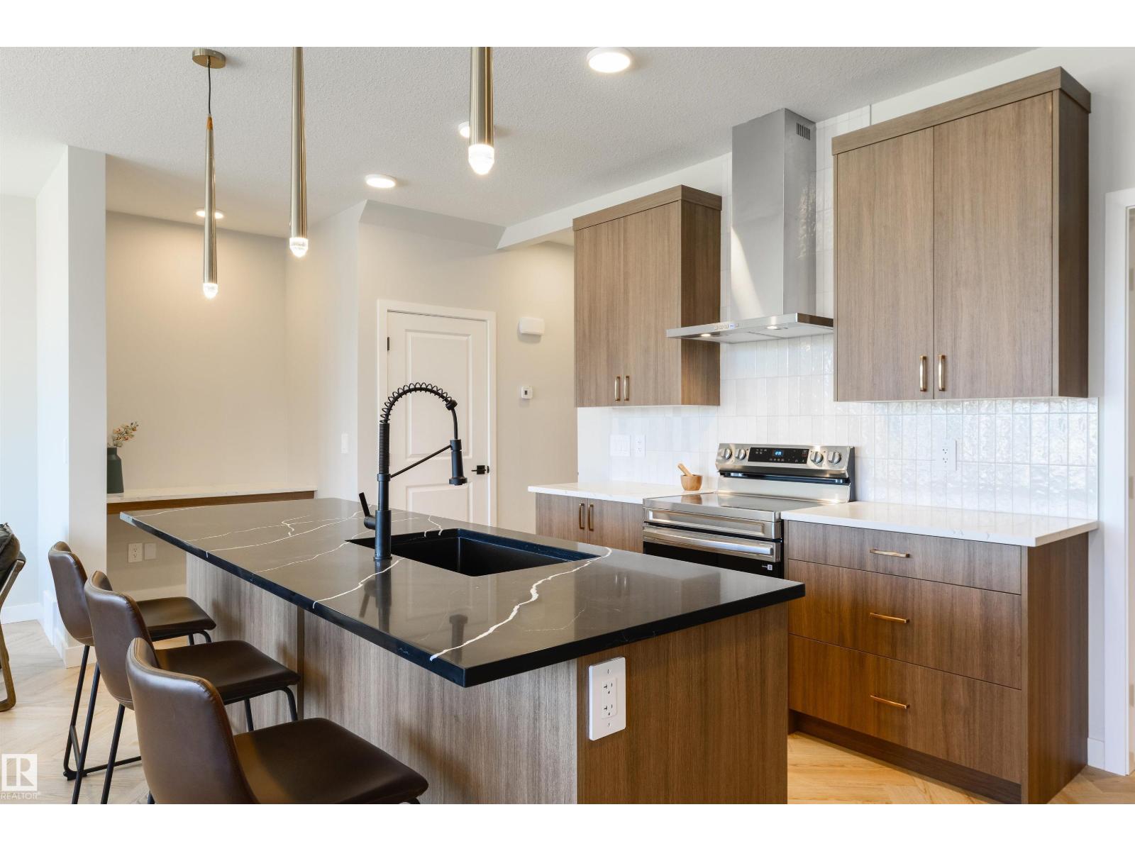 20612 43 Av Nw, Edmonton, Alberta  T6M 3E3 - Photo 10 - E4485293