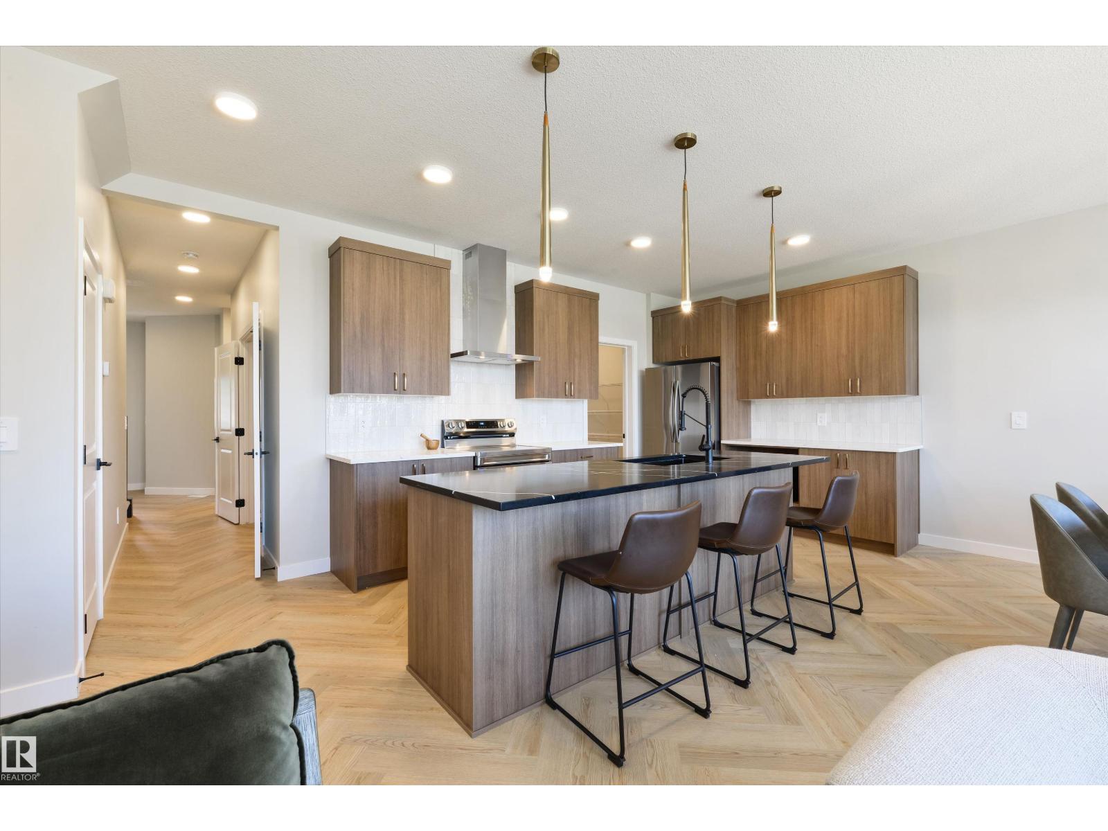 20612 43 Av Nw, Edmonton, Alberta  T6M 3E3 - Photo 6 - E4485293