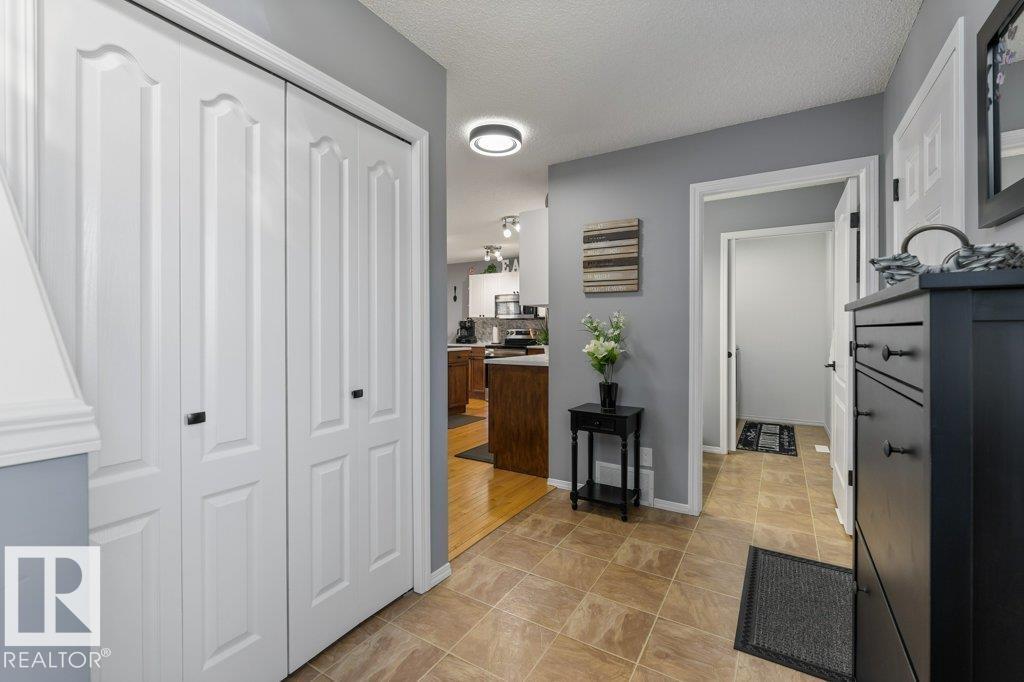8938 179a Av Nw, Edmonton, Alberta  T5Z 0A6 - Photo 6 - E4485294