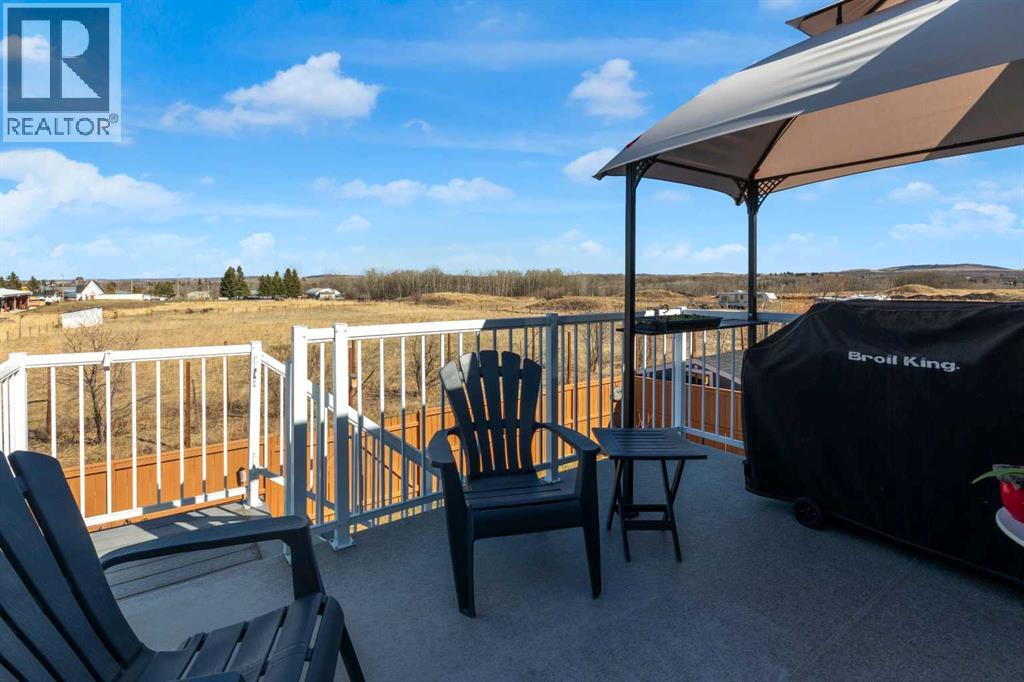 211 Regent Road SE, Diamond Valley, Alberta  T0L 2A0 - Photo 2 - A2305609