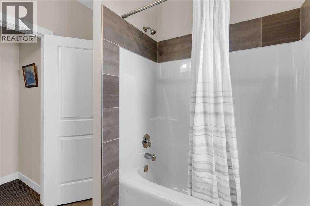 211 Regent Road SE, Diamond Valley, Alberta  T0L 2A0 - Photo 28 - A2305609