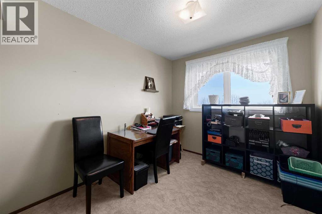 5221 51 Avenue, Holden, Alberta  T0B 2C0 - Photo 13 - A2307168