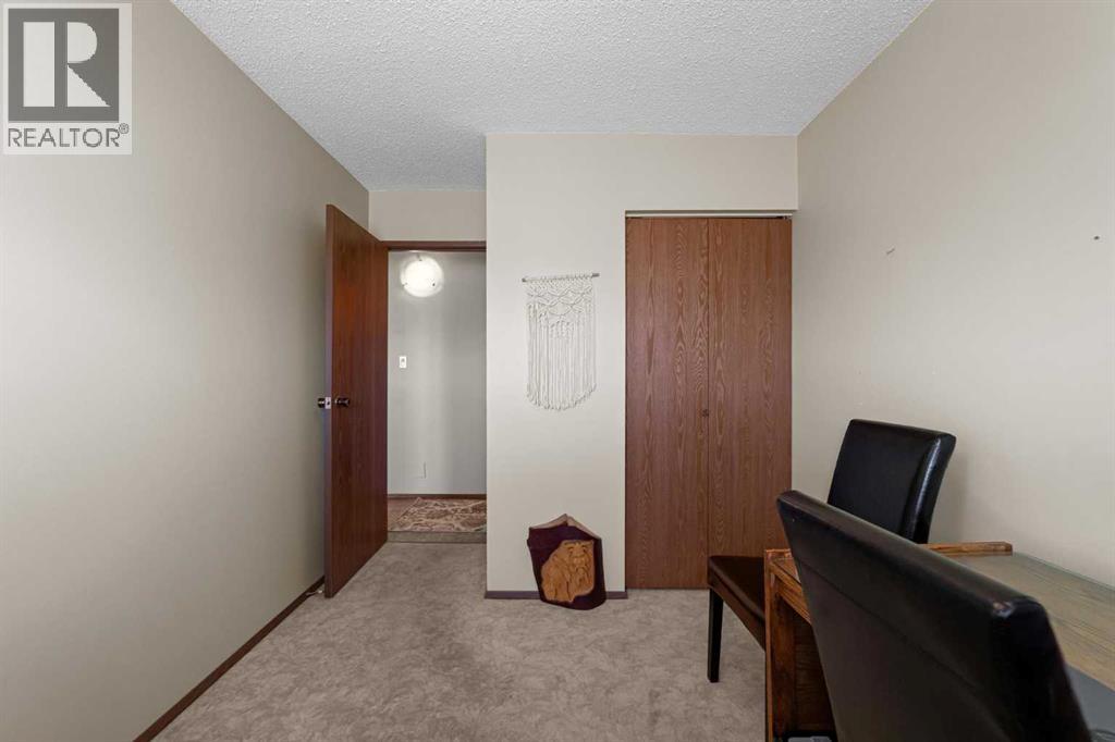 5221 51 Avenue, Holden, Alberta  T0B 2C0 - Photo 14 - A2307168