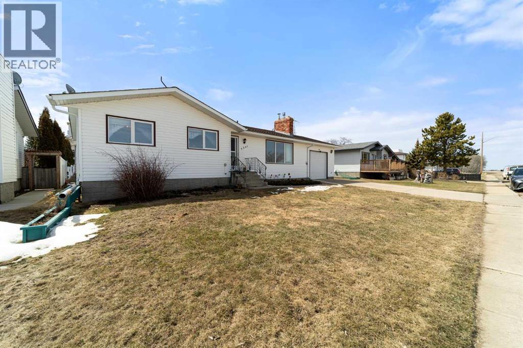 5221 51 Avenue, Holden, Alberta  T0B 2C0 - Photo 34 - A2307168