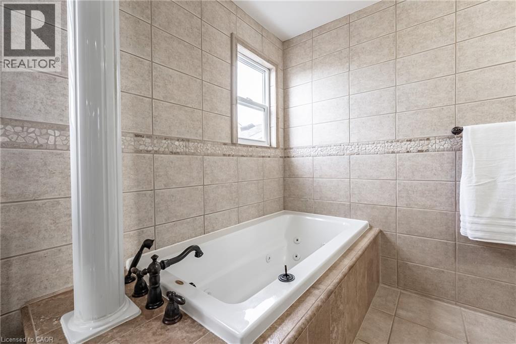680 Rexford Drive, Hamilton, Ontario  L8W 3G1 - Photo 24 - 40805813