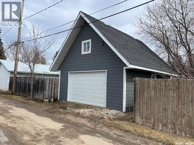 415 3rd Street W, Meadow Lake, Saskatchewan  S9X 1C8 - Photo 25 - SK025051