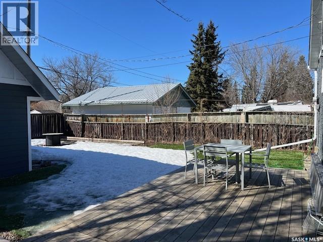 415 3rd Street W, Meadow Lake, Saskatchewan  S9X 1C8 - Photo 24 - SK025051