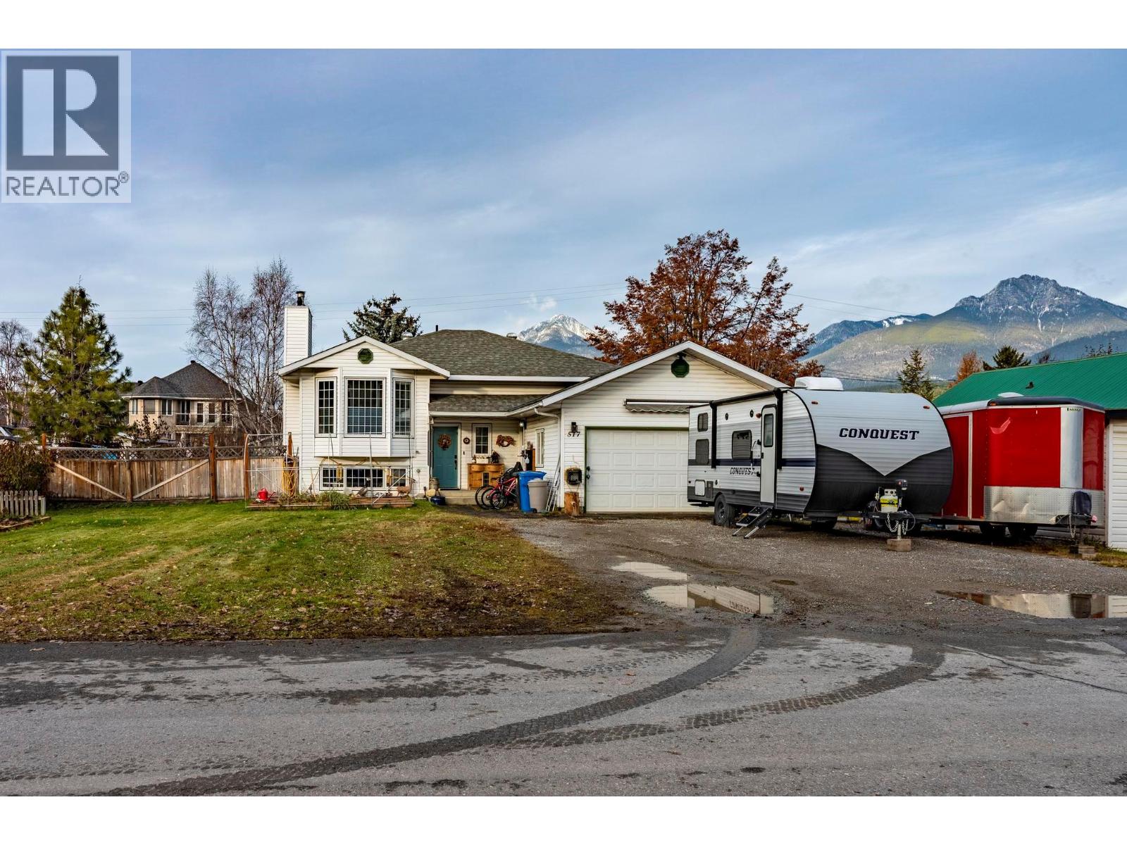517 12th Street S, Golden, British Columbia  V0A 1H0 - Photo 56 - 10367357