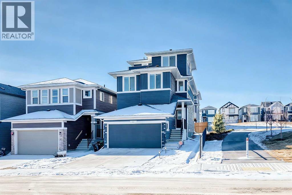47 Amblefield Grove NW, Calgary, Alberta