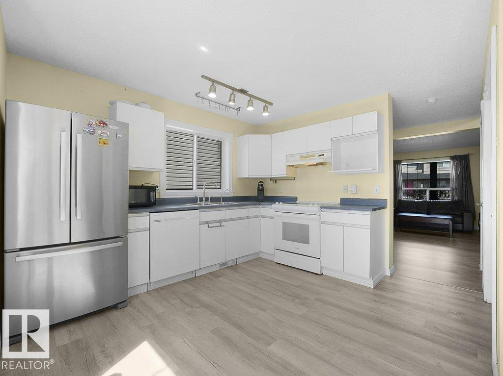 4519 149 Av Nw, Edmonton, Alberta  T5Y 2Y9 - Photo 21 - E4485295