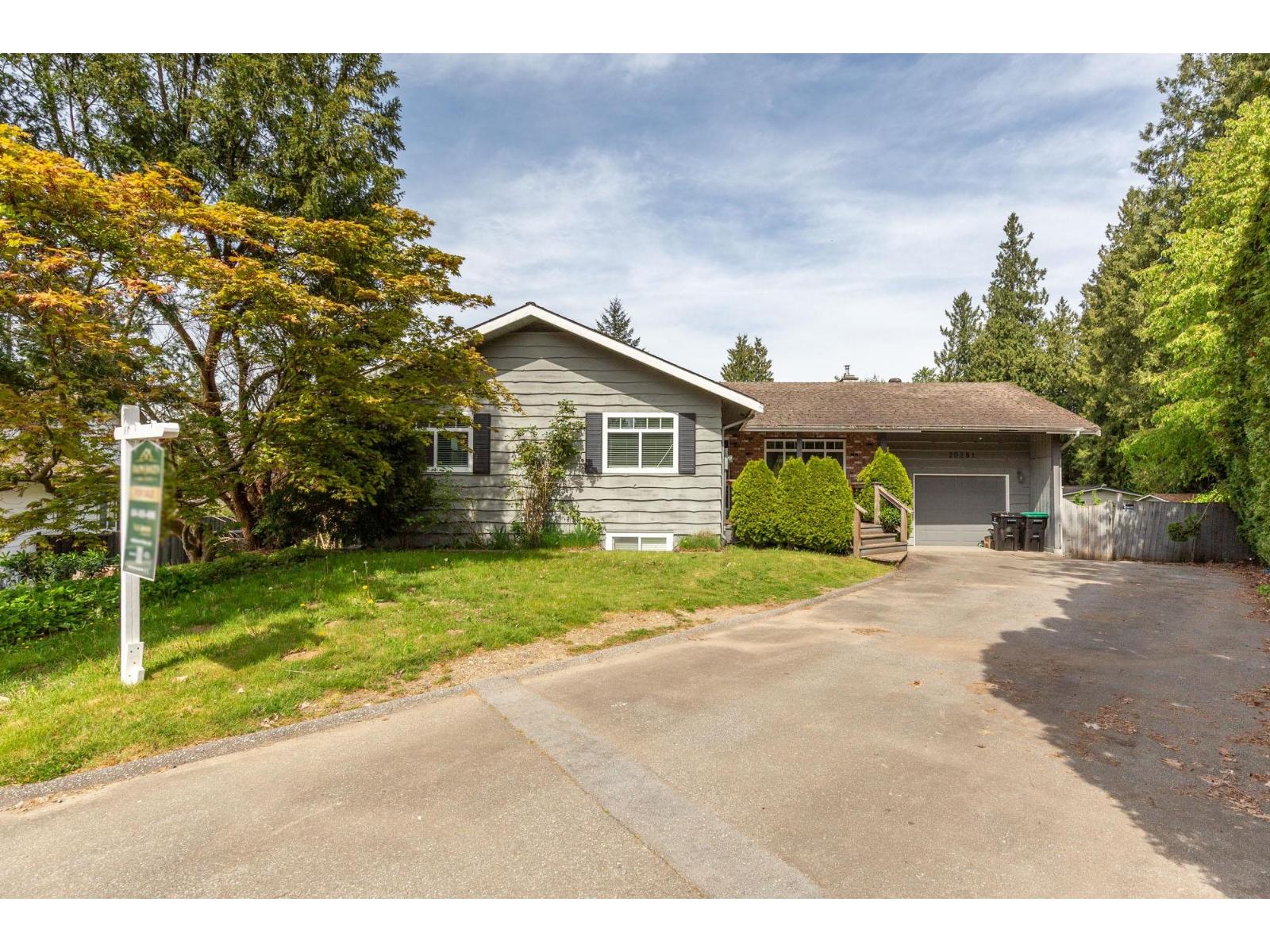 20281 47a Avenue, Langley, British Columbia  V3A 5K9 - Photo 1 - R3117686