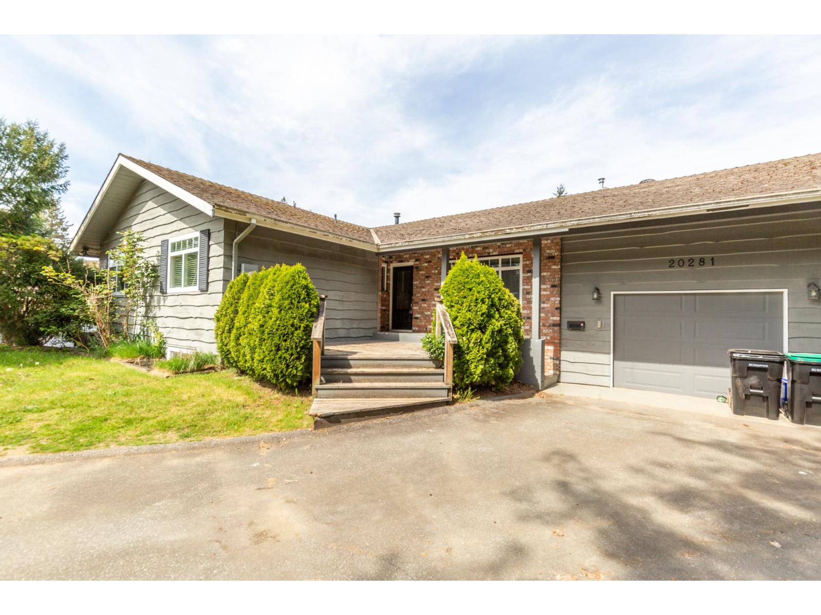 20281 47a Avenue, Langley, British Columbia  V3A 5K9 - Photo 3 - R3117686
