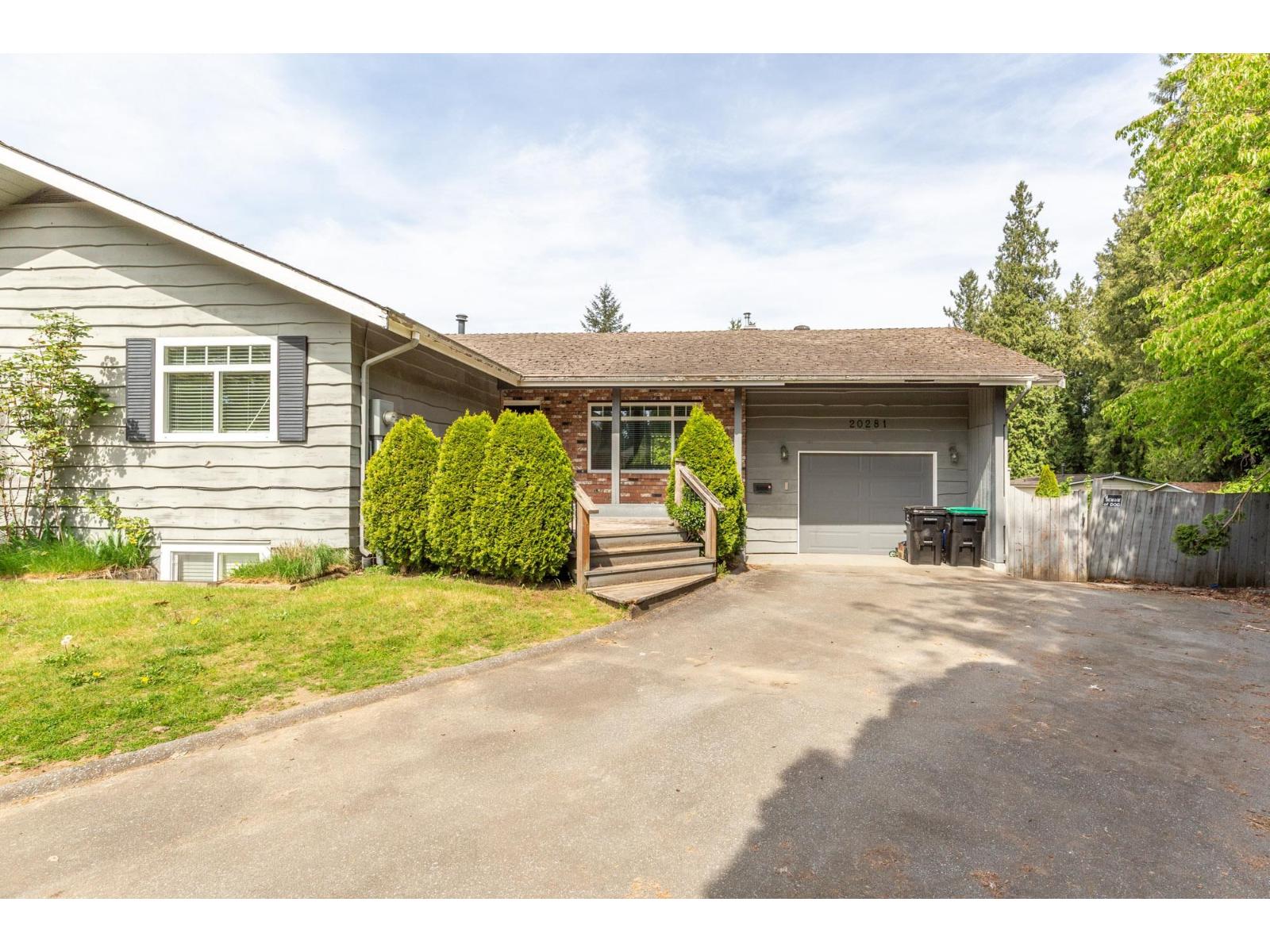 20281 47a Avenue, Langley, British Columbia  V3A 5K9 - Photo 2 - R3117686