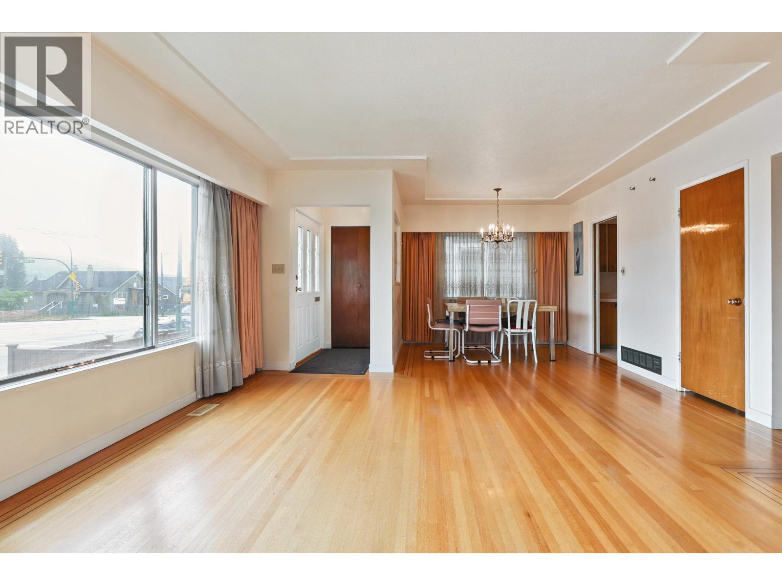 2894 Mcgill Street, Vancouver, British Columbia  V5K 1H6 - Photo 4 - R3108877
