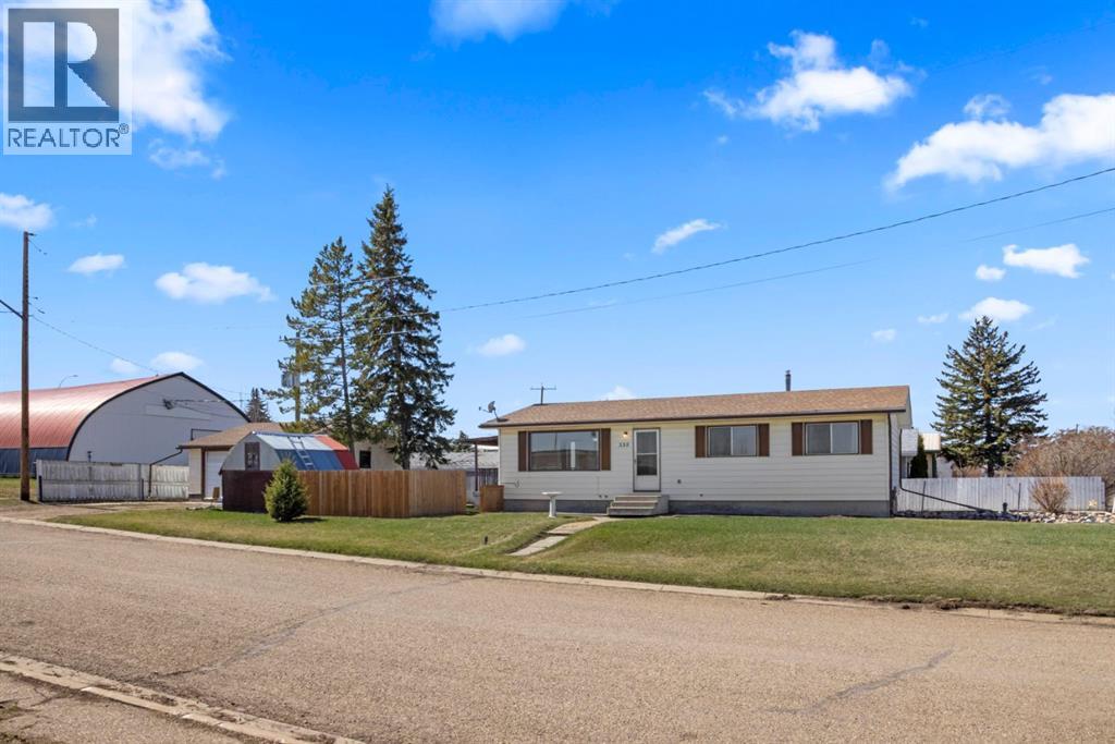 335 1 Street, Irricana, Alberta  T0M 1B0 - Photo 2 - A2303388