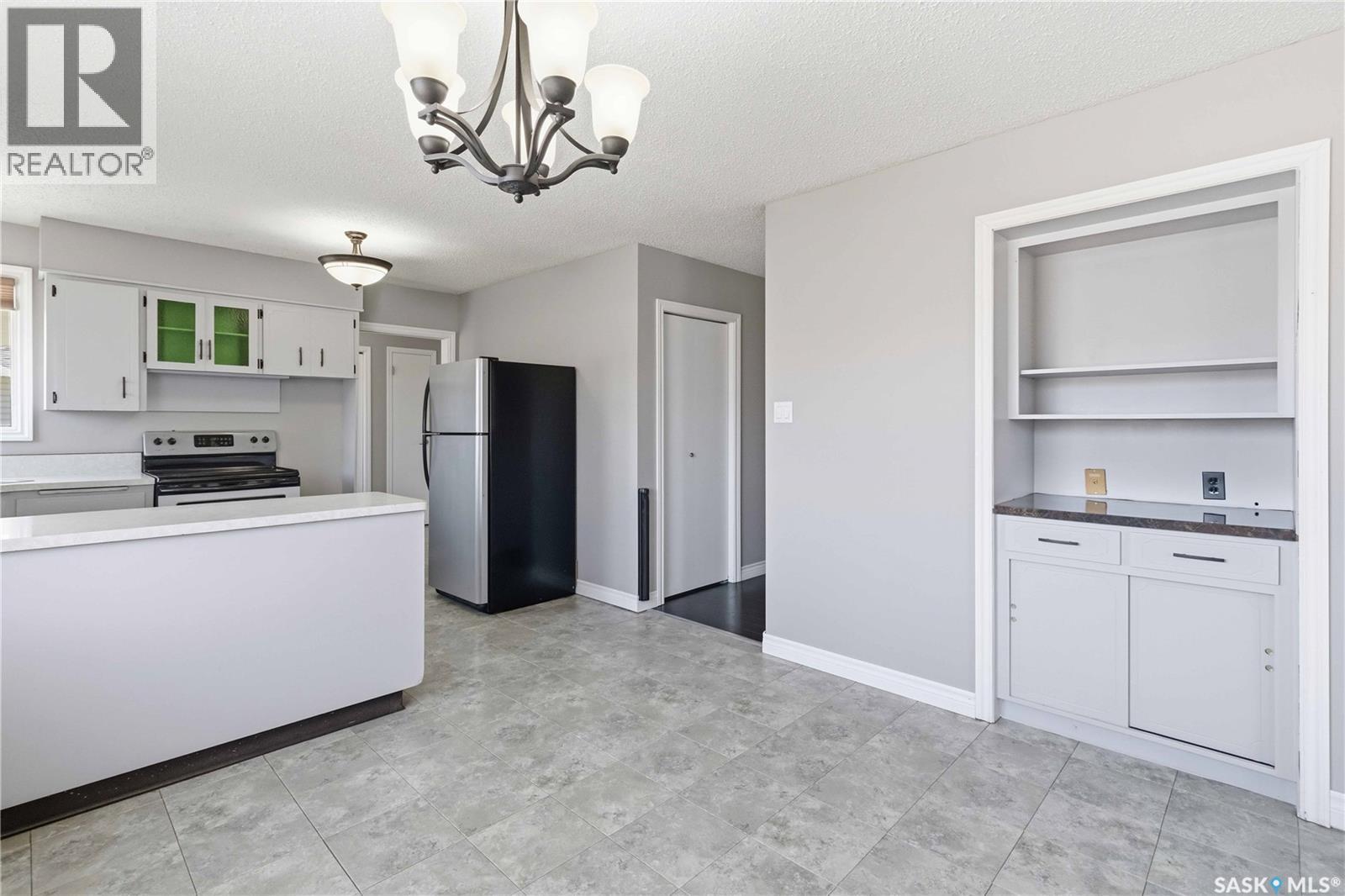 8 Park Avenue, Langham, Saskatchewan  S0K 2L0 - Photo 12 - SK034620
