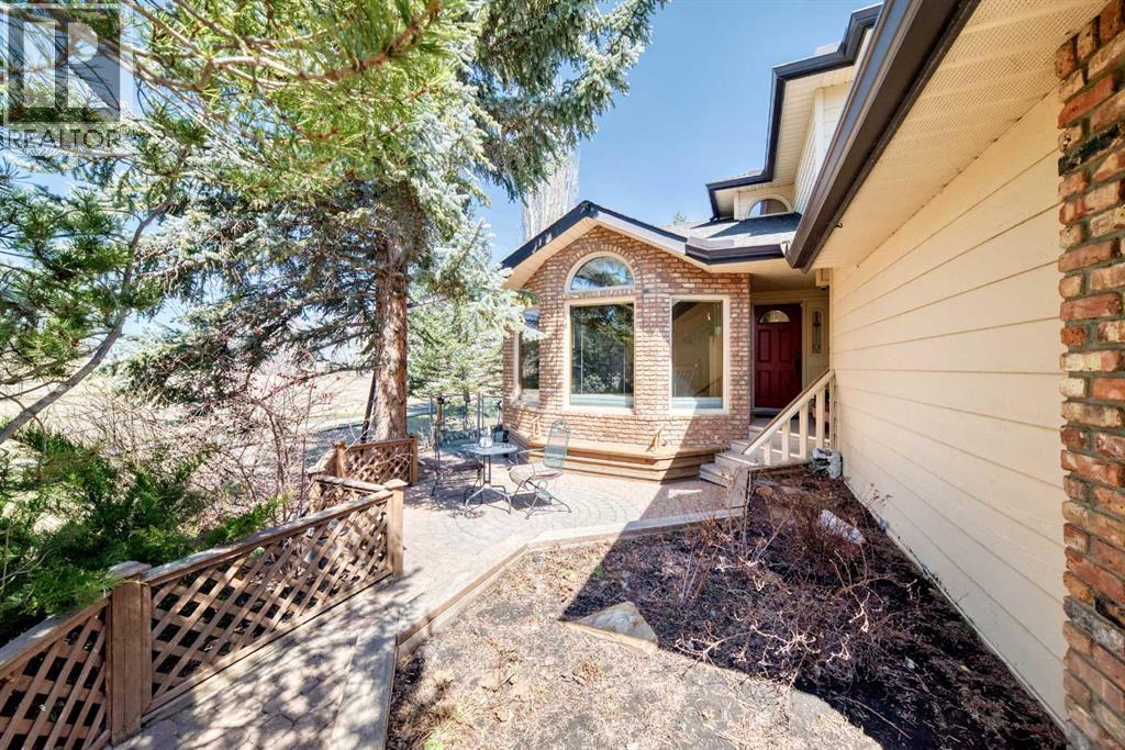 29 Deer River Green Se, Calgary, Alberta  T2J 7A2 - Photo 2 - A2307056