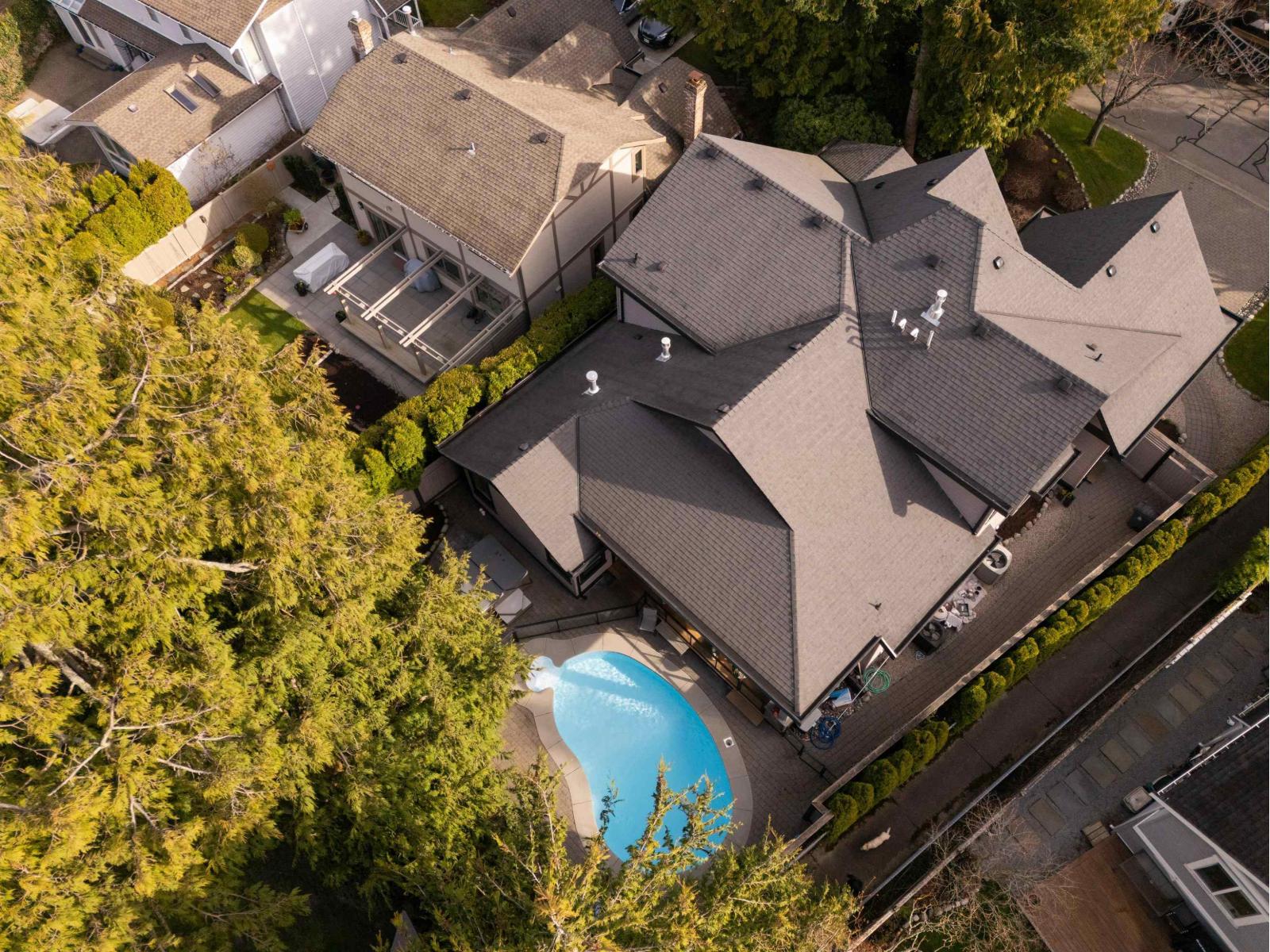 2045 OCEAN FOREST DRIVE, Surrey, British Columbia