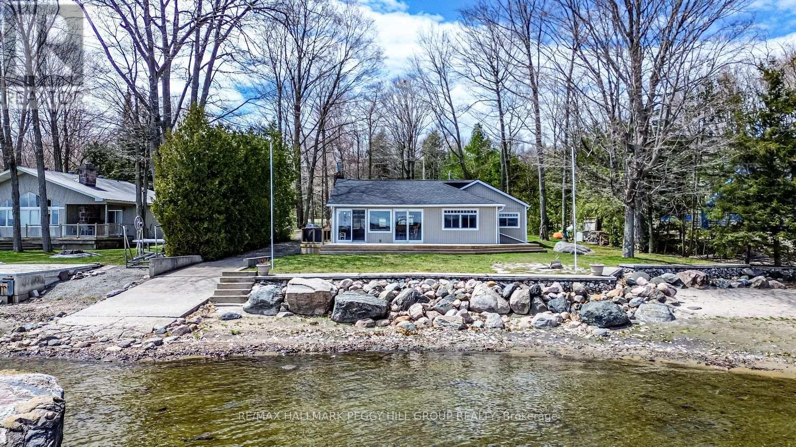 1449 CHAMPLAIN ROAD, Tiny, Ontario