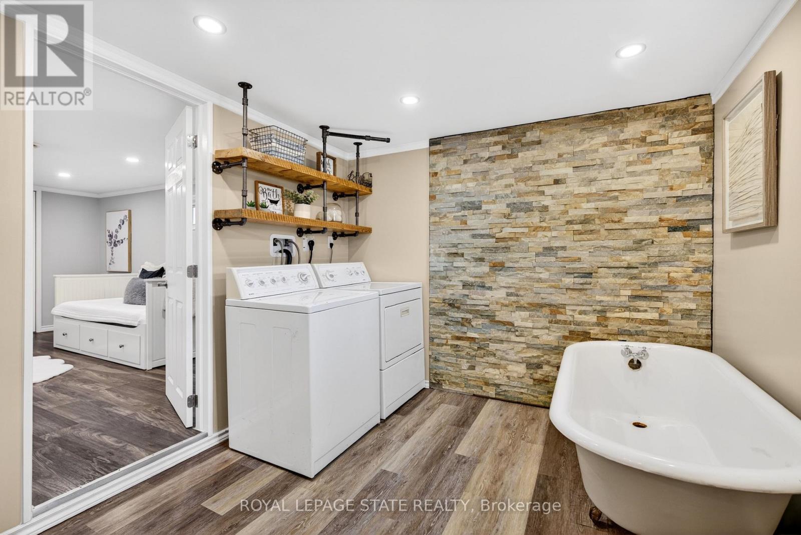 380 East 37th Street, Hamilton, Ontario  L8V 4B8 - Photo 42 - X13071820