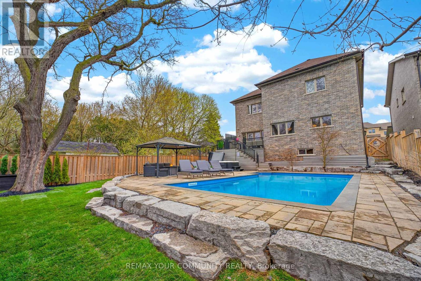 6 Grayson Road, Ajax, Ontario  L1Z 1E4 - Photo 47 - E13067352