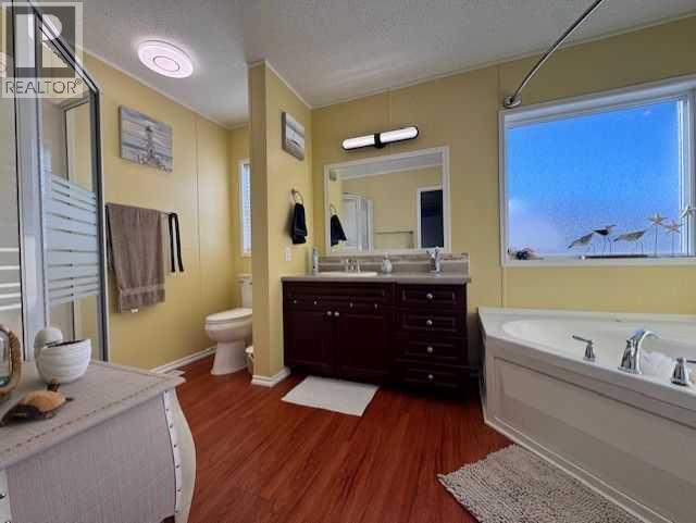 44, 15 Mackenzie Ranch Way, Lacombe, Alberta  T4L 0B4 - Photo 10 - A2307043
