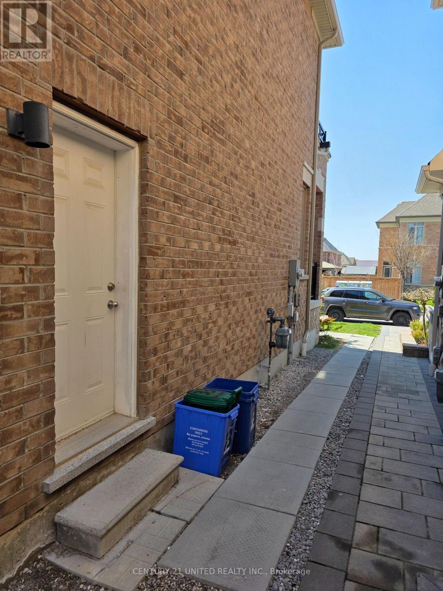 Basement - 33 Hayeraft Street, Whitby, Ontario  L1P 0C6 - Photo 2 - E13072152