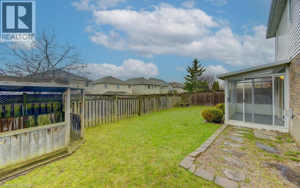 431 Lausanne Crescent, Waterloo, Ontario  N2T 2X6 - Photo 24 - 40826350
