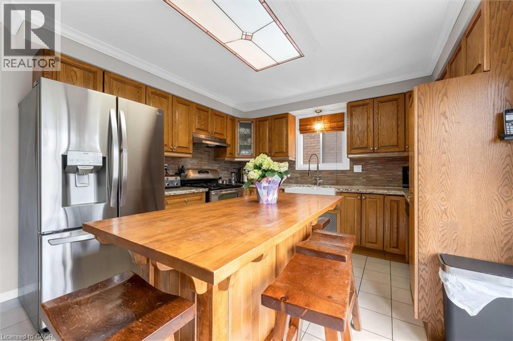 16 Homeland Avenue, Stoney Creek, Ontario  L8E 4X2 - Photo 10 - 40826189