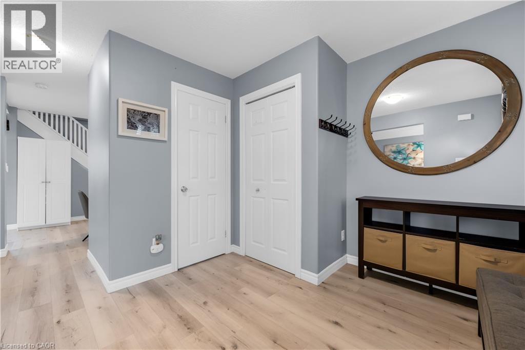 221 Julian Avenue, Hamilton, Ontario  L8H 5S2 - Photo 4 - 40825658